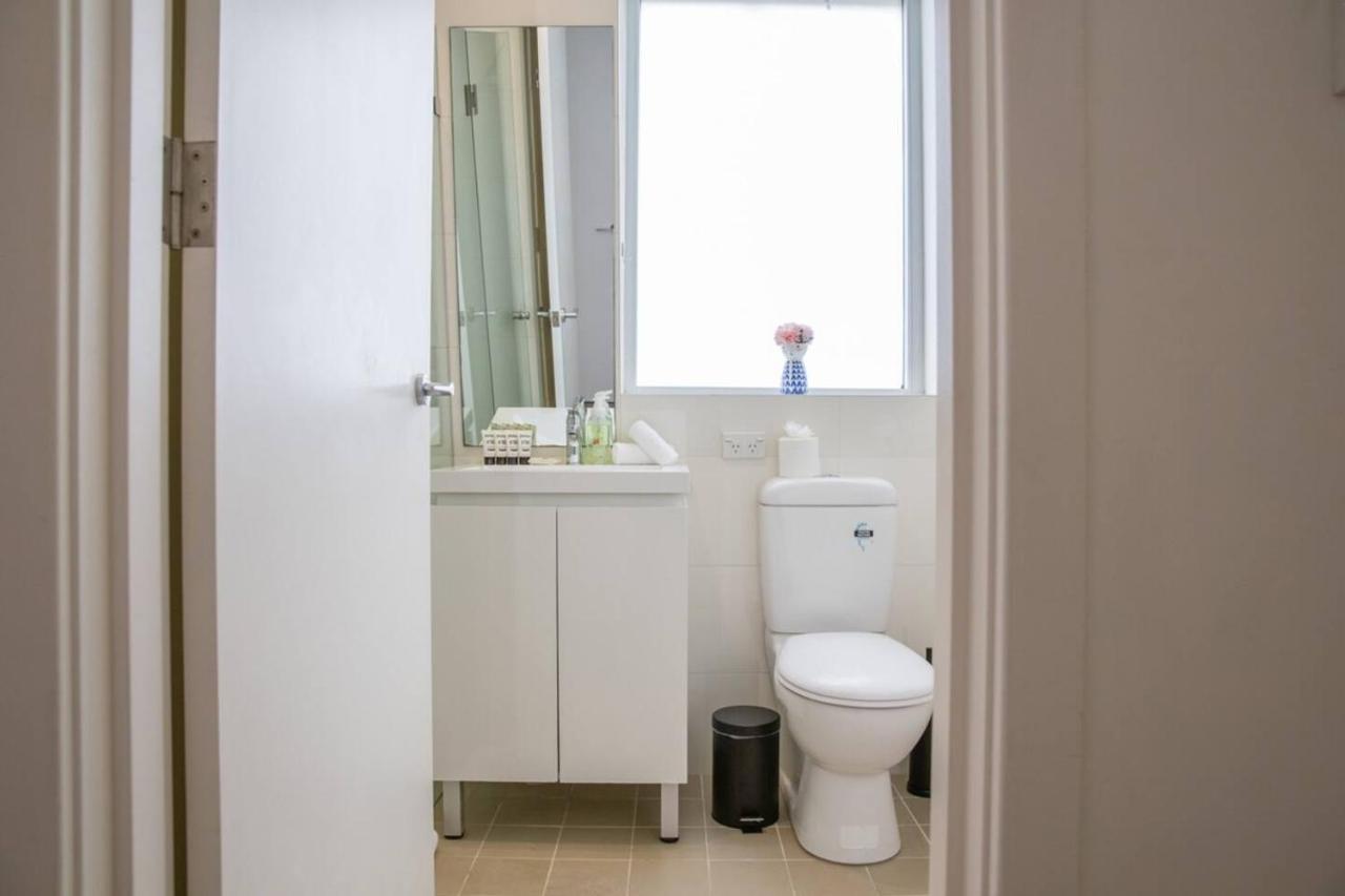 'perfectly Pyrmont' Sun-drenched Nordic Simplicity Appartamento